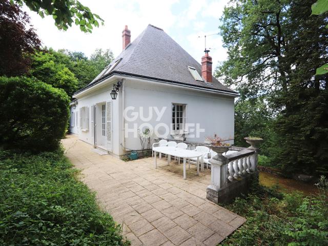 Maison 8 pièces 212 m²