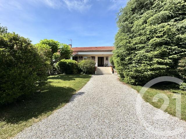 Maison 8 pièces 212 m²
