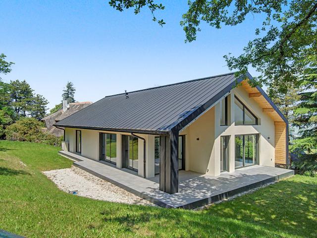 Maison 8 pièces 212 m²