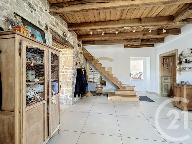 Maison 8 pièces 212 m²