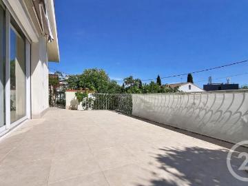 Maison 8 pièces 212 m²
