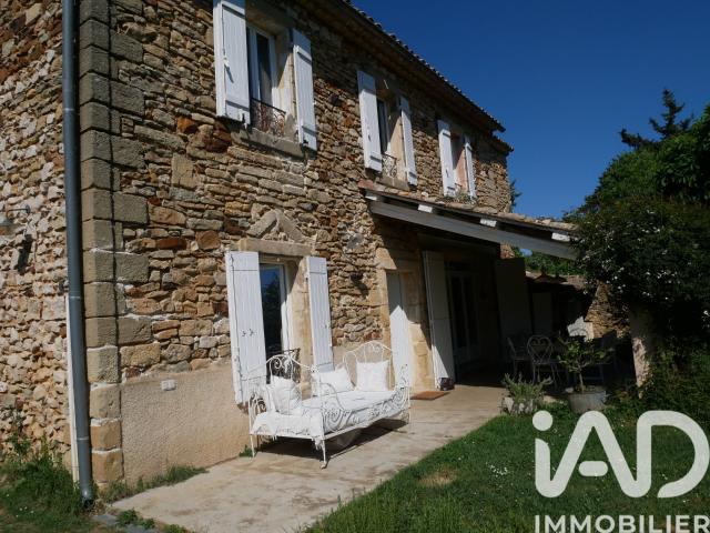 Maison 8 pièces 212 m²