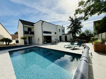 Maison 8 pièces 212 m²