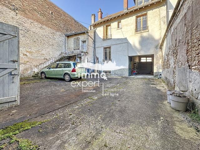 Maison 8 pièces 213 m²