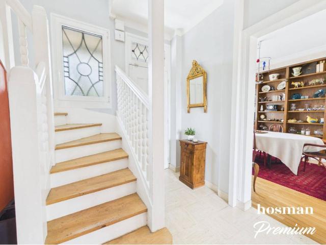 Maison 8 pièces 213 m²