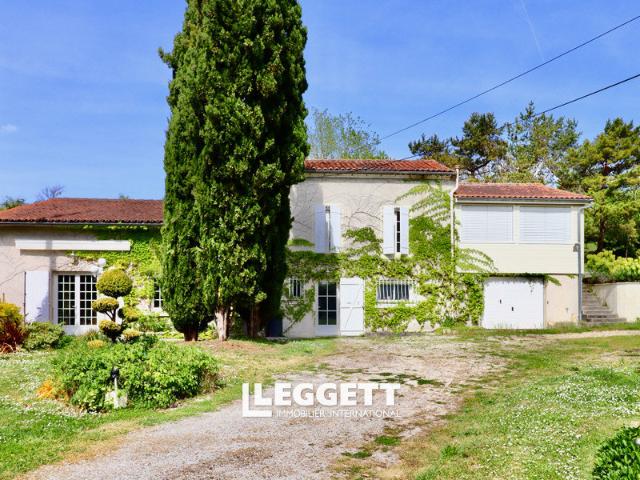 Maison 8 pièces 213 m²