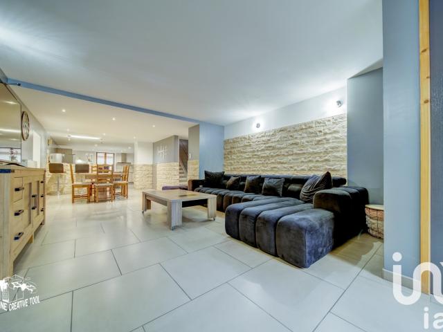 Maison 8 pièces 224 m²
