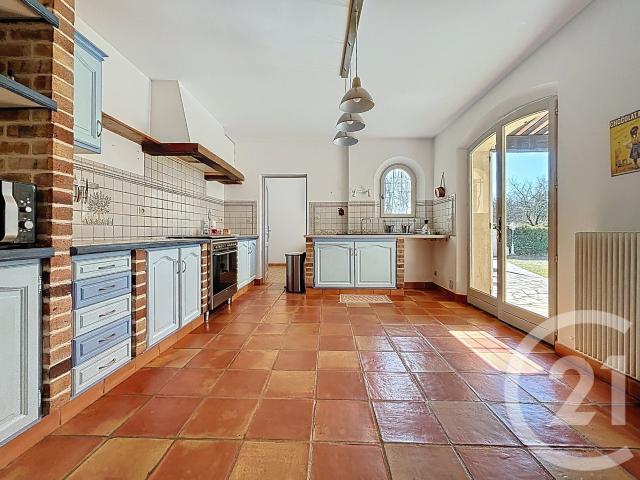 Maison 8 pièces 224 m²