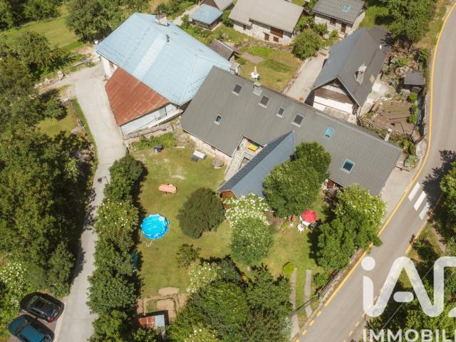 Maison 8 pièces 224 m²