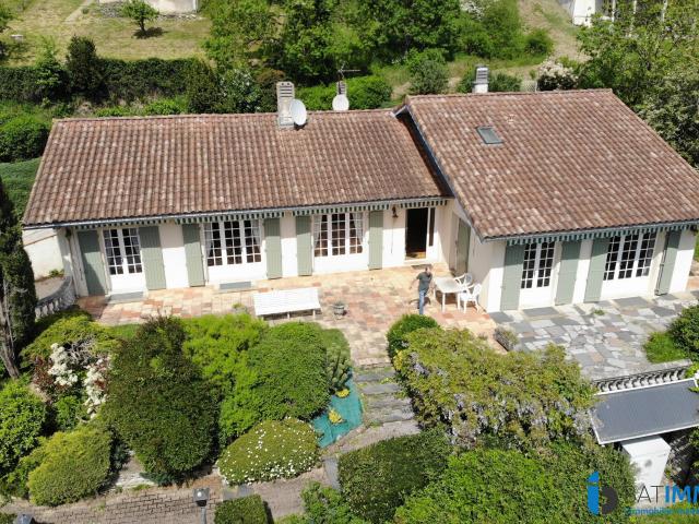 Maison 8 pièces 224 m²