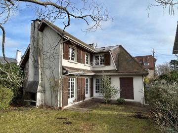 Maison 8 pièces 224 m²