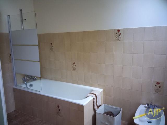 Maison 8 pièces, 224 m² à louer à La Vraie Croix 56250
