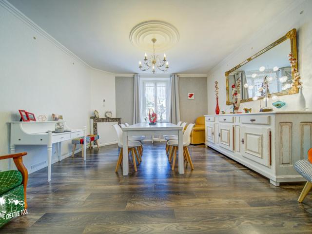 Maison 8 pièces 225 m²