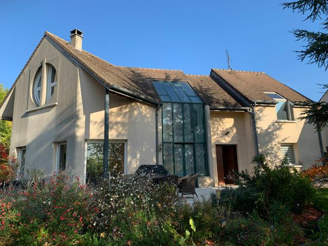 Maison 8 pièces 225 m²