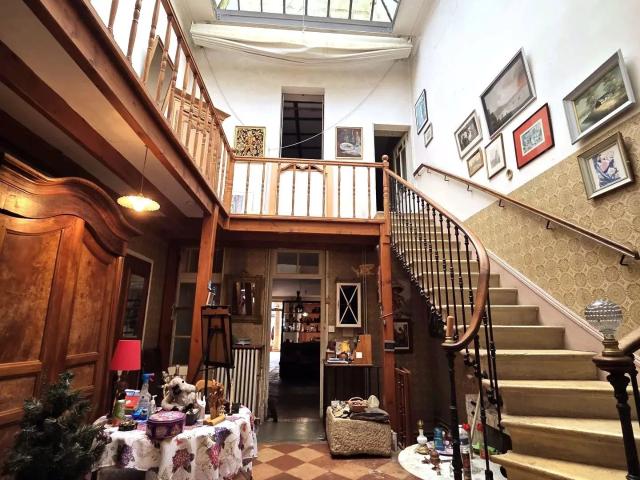 Maison 8 pièces 225 m²