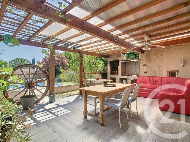 Maison 8 pièces 225 m²