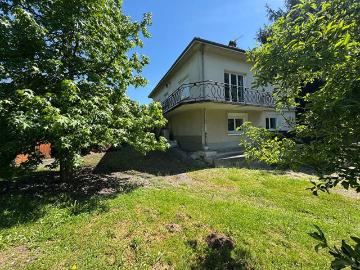 Maison 8 pièces 225 m²