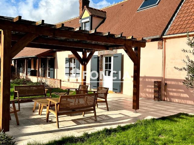Maison 8 pièces 225 m²