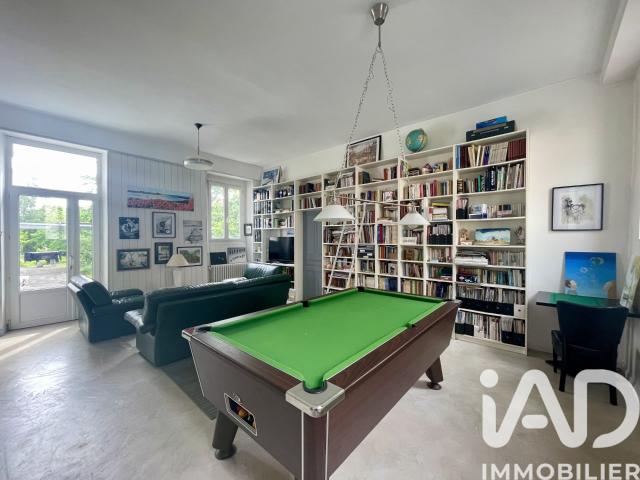 Maison 8 pièces 225 m²