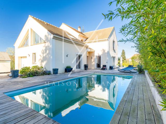 Maison 8 pièces 225 m²