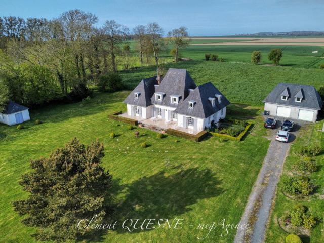 Maison 8 pièces 225 m²