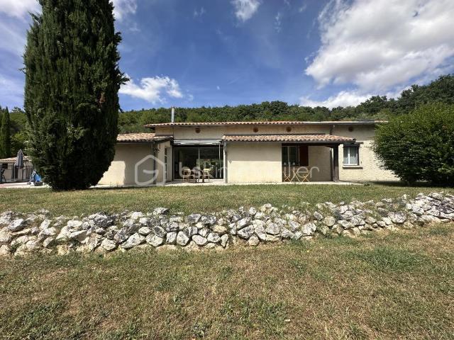 Maison 8 pièces 225 m²