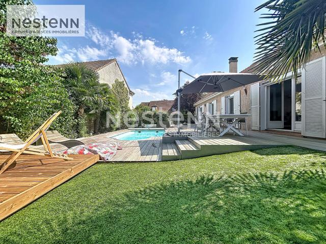 Maison 8 pièces 225 m²
