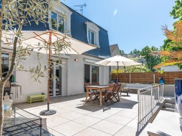 Maison 8 pièces 225 m²