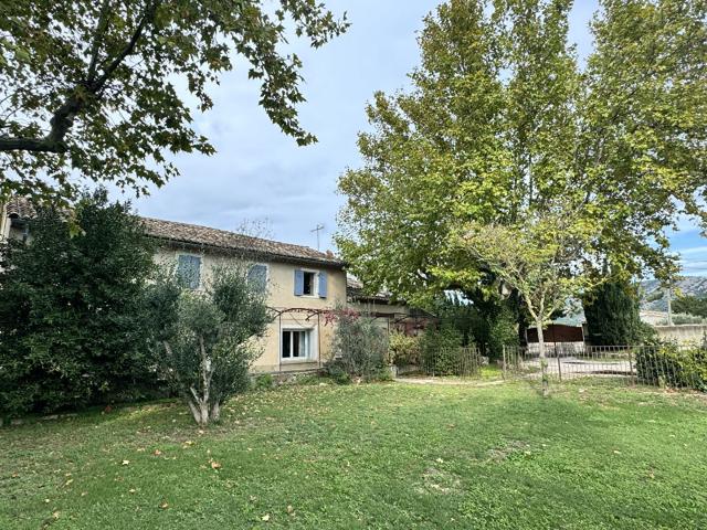 Maison 8 pièces 225 m²