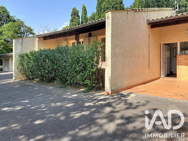 Maison 8 pièces 226 m²