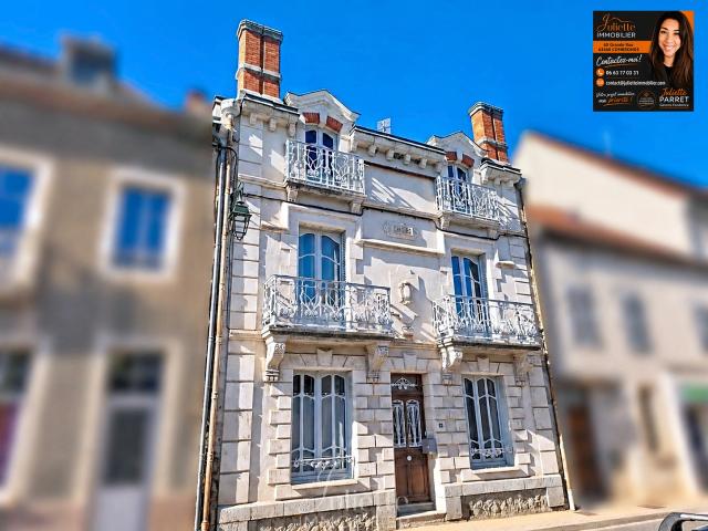 Maison 8 pièces 226 m²