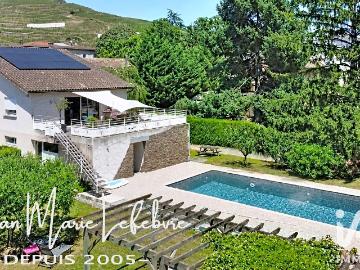 Maison 8 pièces 226 m²