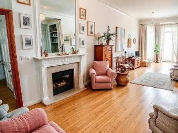 Maison 8 pièces 227 m²