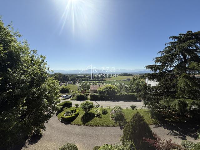 Maison 8 pièces 227 m²