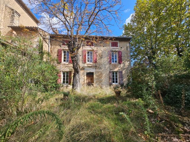 Maison 8 pièces 227 m²