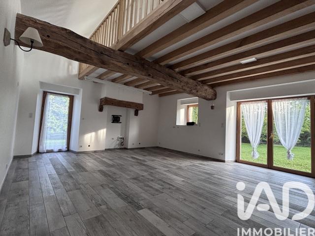 Maison 8 pièces 227 m²