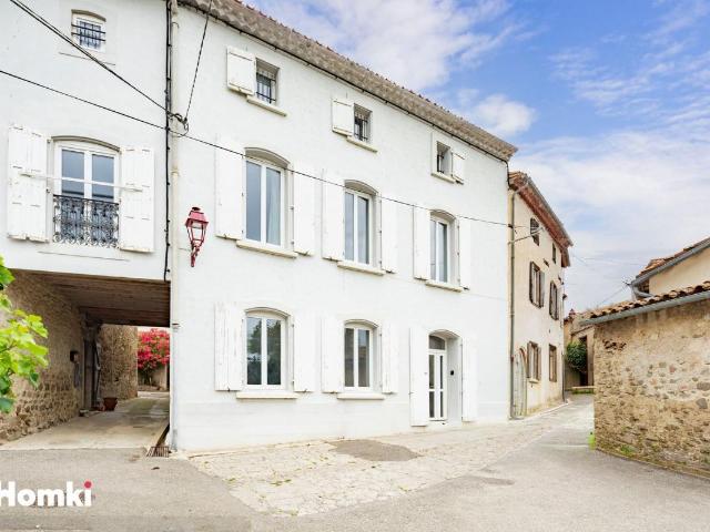Maison 8 pièces 227 m²