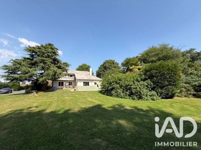Maison 8 pièces 228 m²