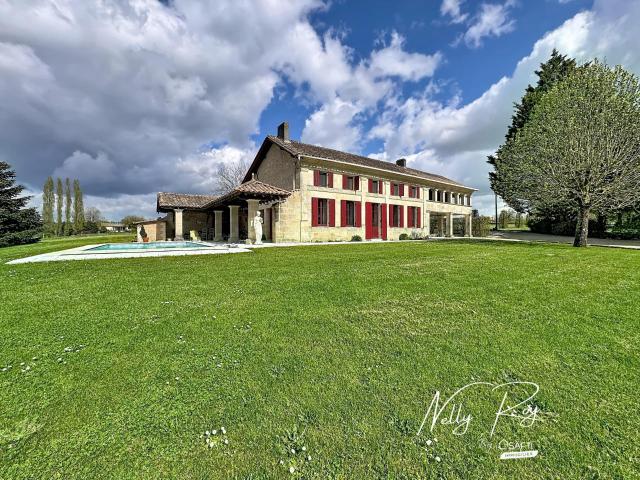 Maison 8 pièces 228 m²