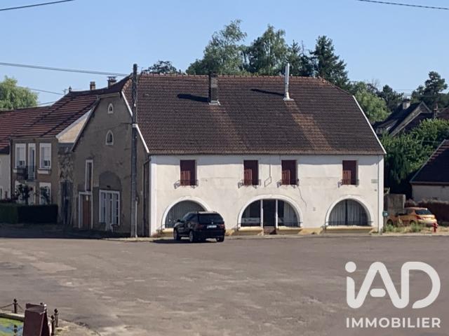 Maison 8 pièces 228 m²