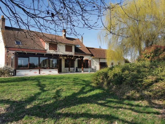 Maison 8 pièces 220 m²