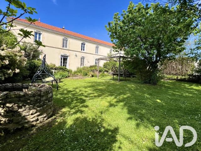 Maison 8 pièces 220 m²