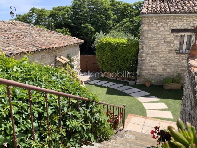 Maison 8 pièces 220 m²