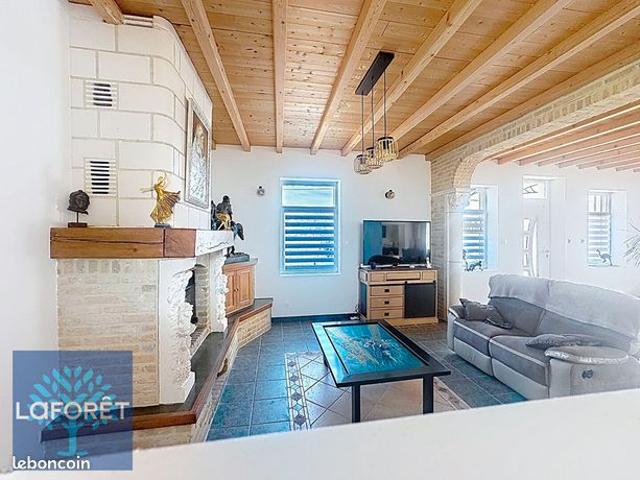 Maison 8 pièces 220 m²