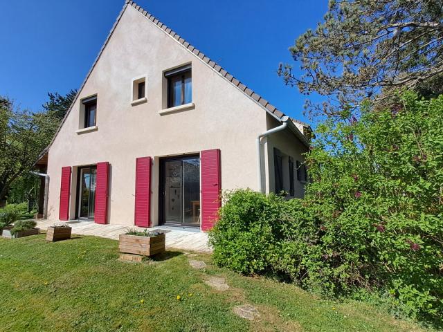 Maison 8 pièces 220 m²