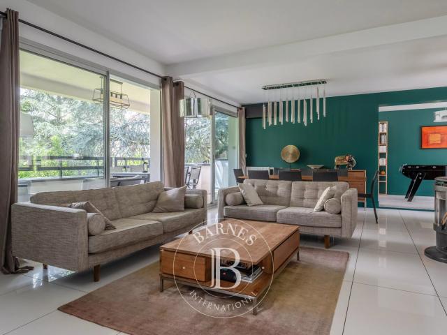 Maison 8 pièces 220 m²