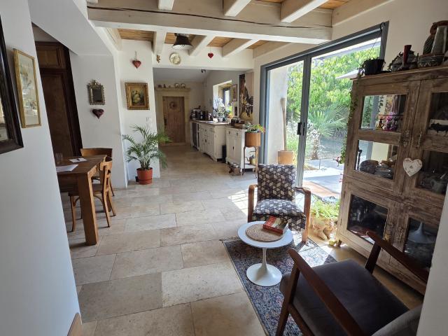 Maison 8 pièces 220 m²