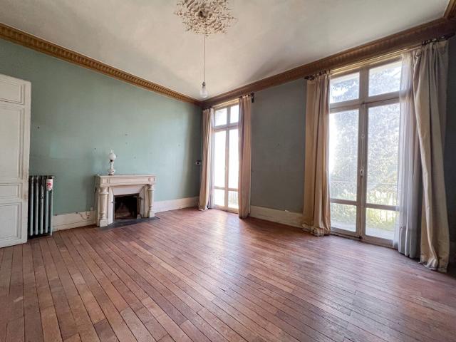 Maison 8 pièces 220 m²
