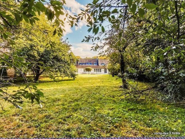 Maison 8 pièces 220 m²