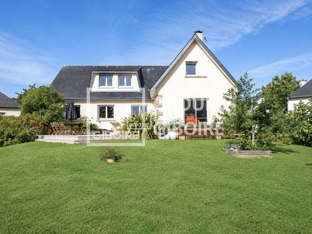 Maison 8 pièces 220 m²